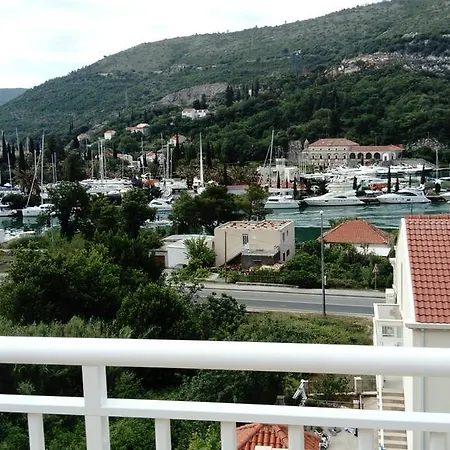 Zeko Rozat 3* Mokosica